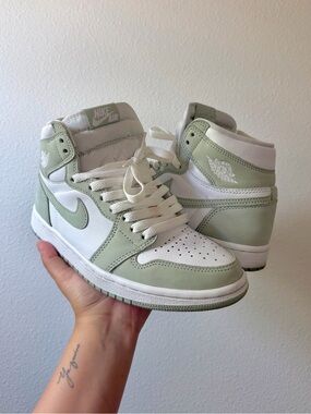 Nike Air Jordan 1 High OG Seafoam in a size 6.5